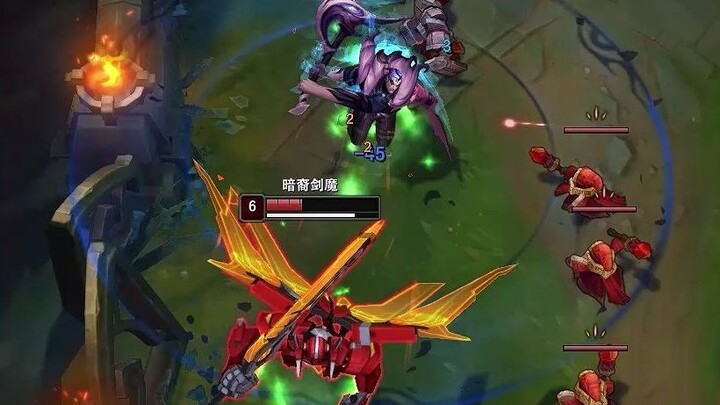 Noob Hands Hides the R Flash