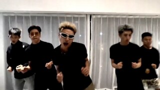 رقصة الابتسامة 6.0: آلة حصاد البشر