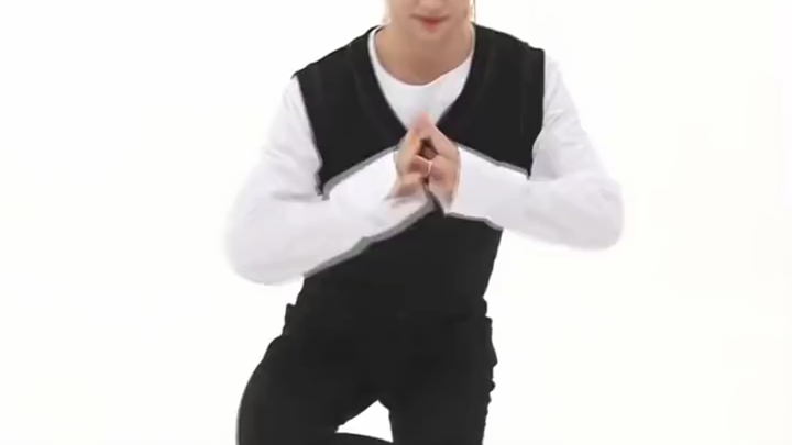 李龙馥《Thunderous》