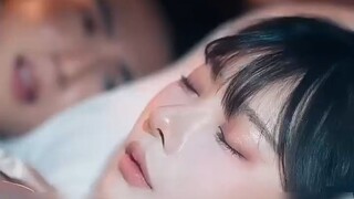 Gadis bawa anak saat kencan, ditertawakan—tak disangka CEO langsung jatuh hati