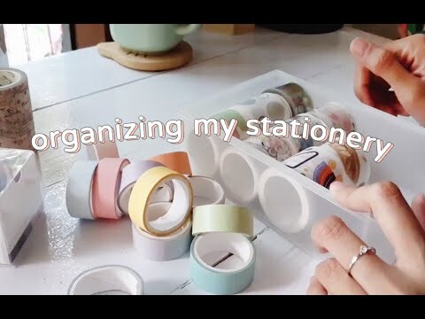 organizing my stationery and weekly spread