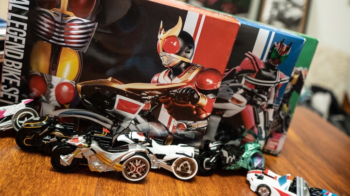 【UNBOX】The whole screen is full of motorcycles! DX Old Driver Belt Heisei Legend Car Full Set Trial