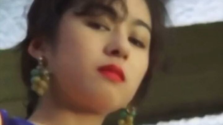 “Director Chen Guo’s directorial debut: a heart-wrenching ghost romance!”