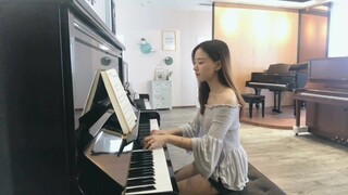 Piano "Berpikir Melalui Ruang dan Waktu"