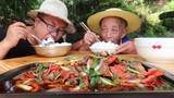 Nông thôn Tứ Xuyên: Nấu thịt hai lần chính cống nhất, 1kg không đủ ăn