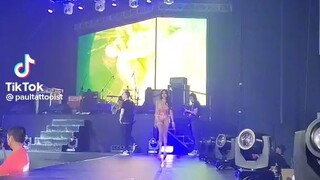 Sobrang kintab idol