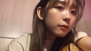 Anh đi xa quá, anh đi xa em quá... | Một bài hát quen thuộc