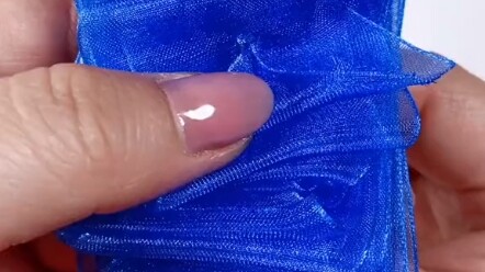 ดอกไม้กระดาษทำมือแบบดื่มด่ำ