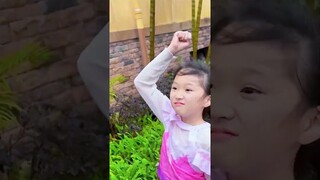 唐老六不怕大猩猩！保护了唐舞桐！#斗罗大陆 #小舞 #唐舞桐 #唐老六