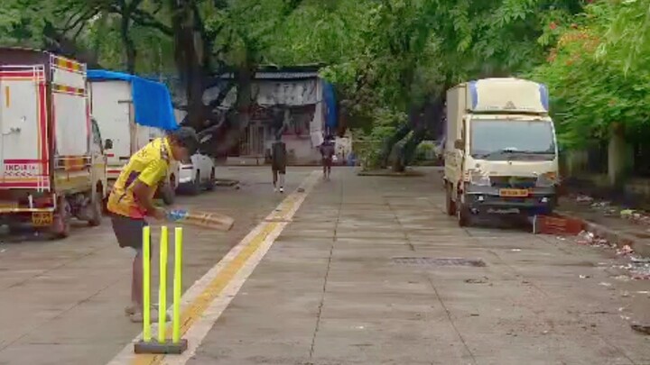 GULLY CRICKET IN INDIA