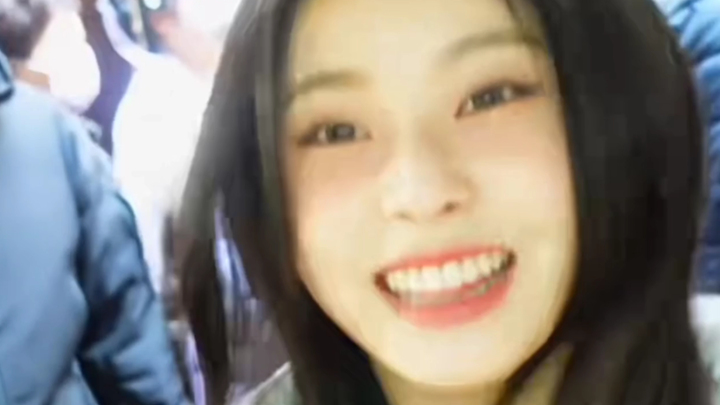 “Kwak Yujin Cute Compilation”: When Kwak Yujin Finally Realizes She’s the Youngest (Sisters Spoil He