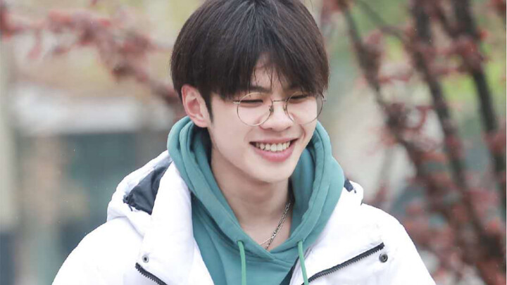 【Wang Chenyi】Quickly come in and fangirl over Teacher Wang! River X Chenyi creates an extremely sati