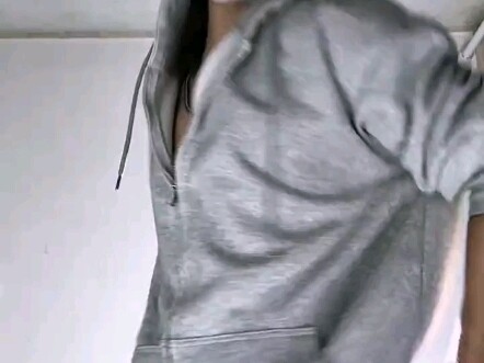 البنطلون الرمادي هو الأفضل على الإطلاق!