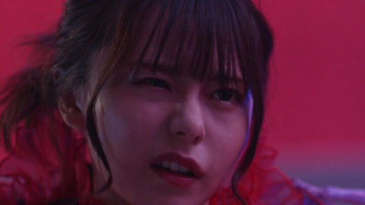 The photo of the villain lady is really beautiful