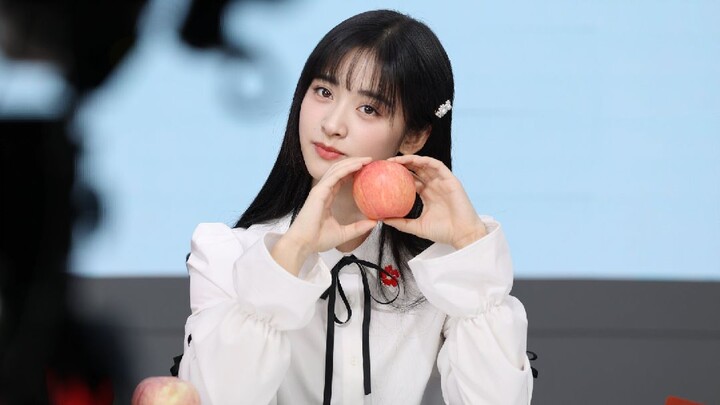 มองเพลินๆ สวย น่ารัก น่าหลงอะไรได้อะไรนี้✨️💛🍎＃ShenYue x Shaanxi Charity #เสิ่นเยว่ #沈月