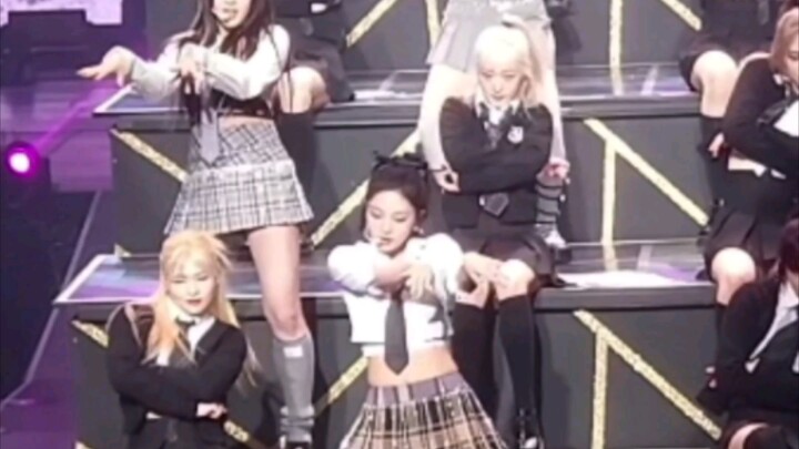 Ningning’s move is just so cool!