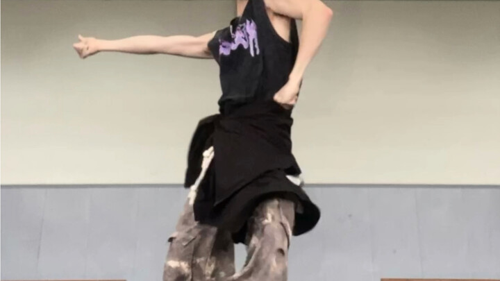 No one can escape the earworm of this song! Check out the male high school students' Rover dance cov