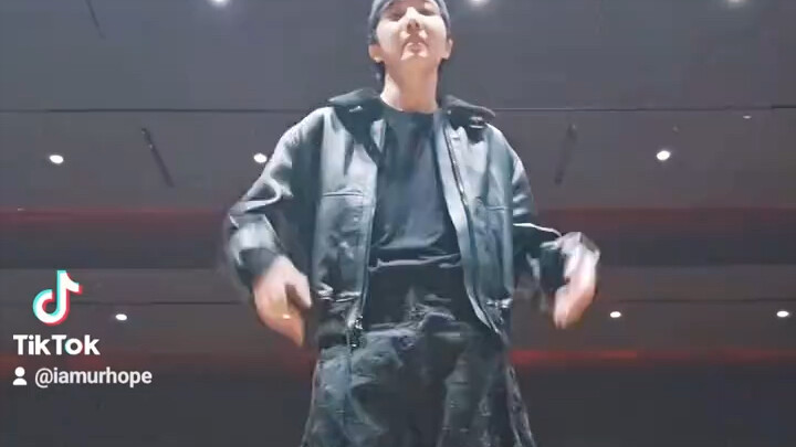 Jung Ho-sik ｜ Cập nhật Tiktok ngày 25.2.5, cuối cùng bạn cũng nhảy rồi!