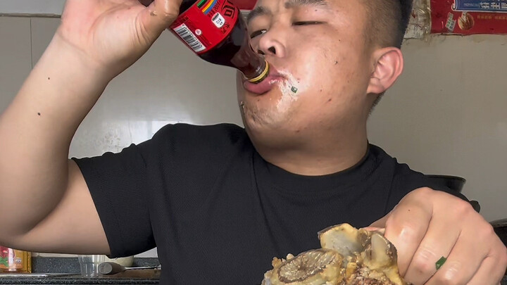 กระดูกสันหลังวัวหอมมาก! 4 หยวนต่อชั่ง! ใช้ได้เลย!