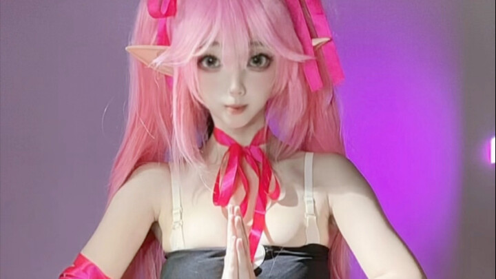 Can you stay completely calm when you see this?