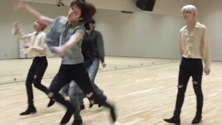 Happy Fools 的亮点编舞就毁在这几个人手里