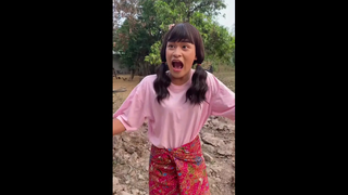 สองสาวเลี้ยงวัว หน้าแล้หน้าดำกาดตาด