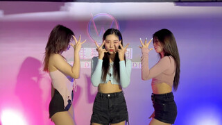 There are three beauties here! [rumor] Korean dance cover