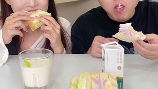 今天看谁能吃到芥末