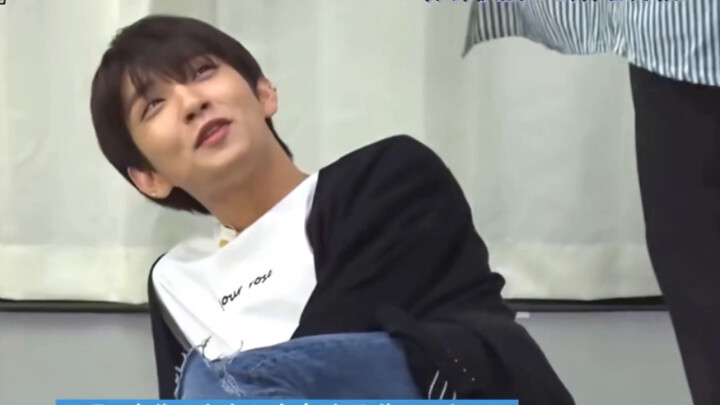 Joshua’s portrayal of a shy girl cracked Jun up and made him lose his composure.