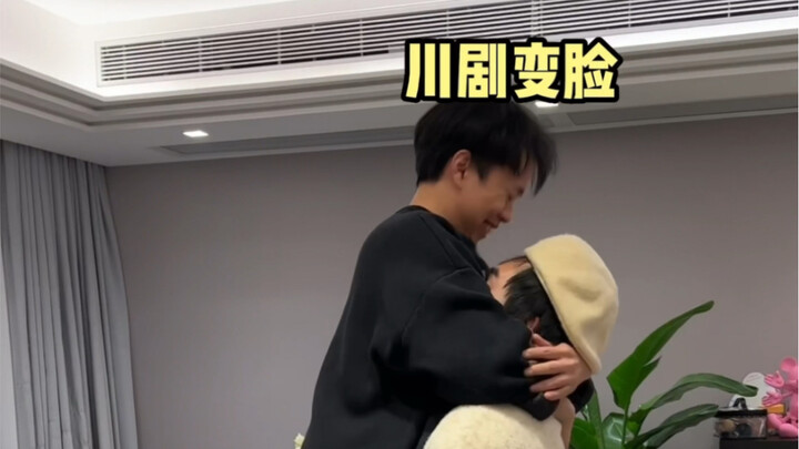 أخيرًا شكّك يونغ تشي في حب هانغ تسي وتدخل للتعامل معه.