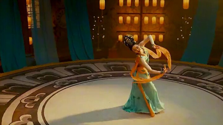 Stop envying the joy of ancient kings! Our chief Tang Shiyi's dance is not much more beautiful than 
