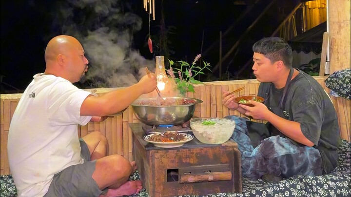 Beef liver, horse lungs, and sheep intestines truly live up to their reputation.