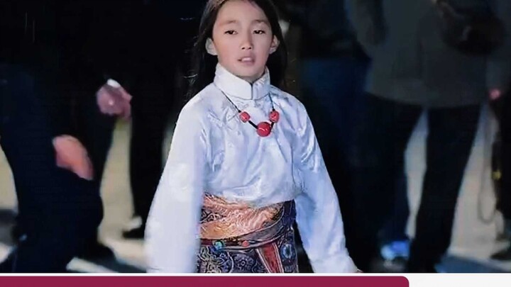 สื่อต่างประเทศวิจารณ์เด็กหญิงเต้นรำในวัฒนธรรมทิเบตของจีน