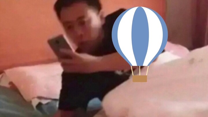 [Dean Xiaochao] woke up and grabbed two plastic bags on the ground.