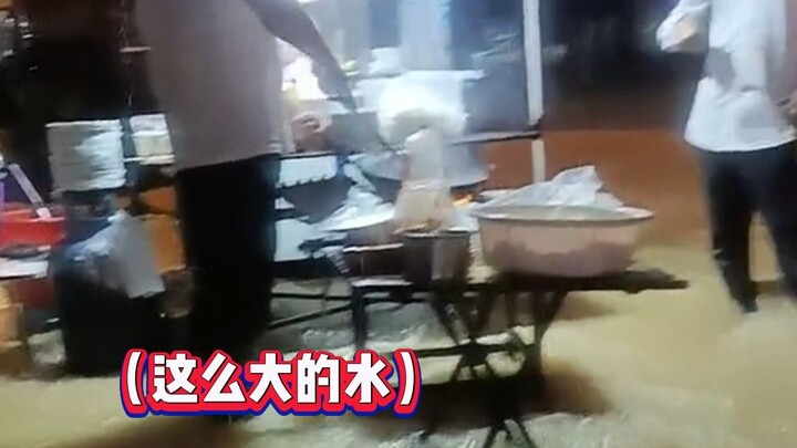 Video channel: one calmly stir-fries, one calmly waits, and one calmly films.