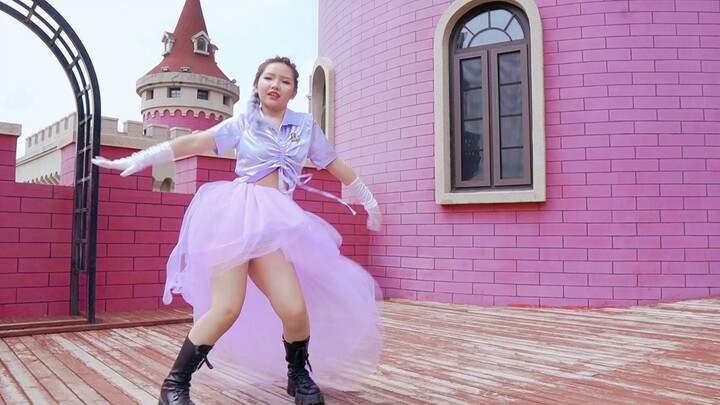 Shoot your own "I'm Not Cool" HyunA
