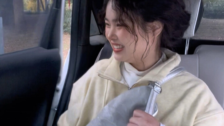 Ketika aku naik mobil pacar sahabatku