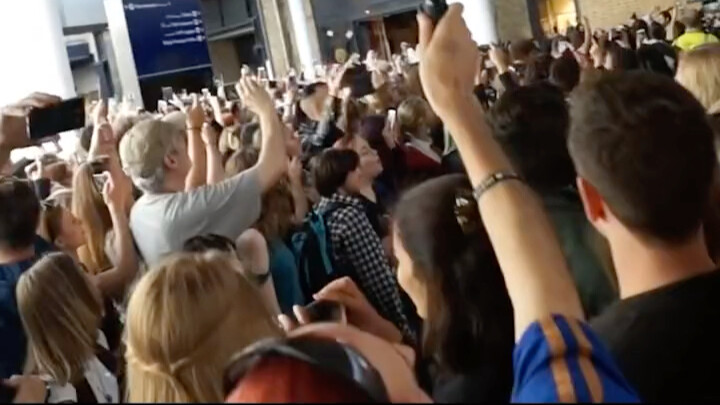 Lebih baik percaya bahwa diriku hanyalah seorang Muggle, daripada mengakui bahwa tak ada sihir di du