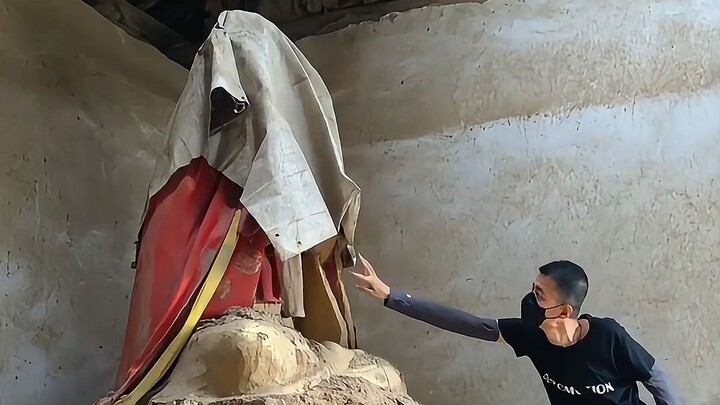 Đi ngoài trời gặp những tình huống này thì nên chạy hay nên ẩn nấp, nhất định đừng chọn nhầm nhé