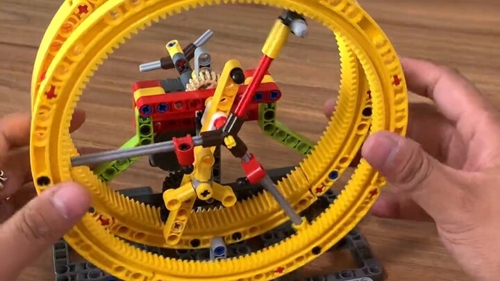 Tourbillon? Bisakah Anda membuat tourbillon dengan Lego?