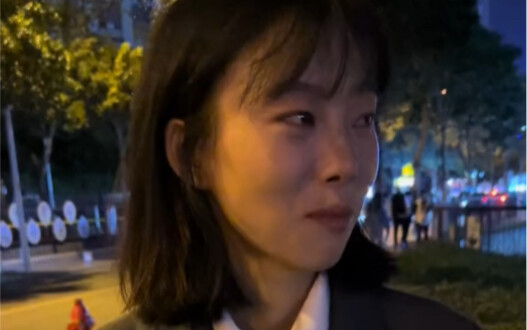 I broke up with her, and she was laughing so happily! She told me to never run into someone like her