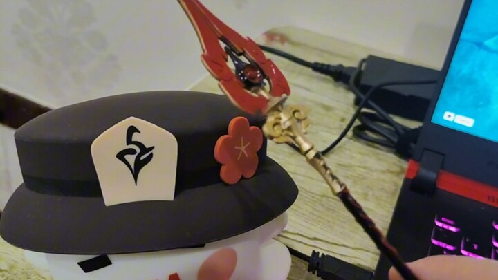 Maaf, saudara anjing laut, aku benar-benar butuh ini—ketuk-ketuk hantu kecil untuk dapat pahala!