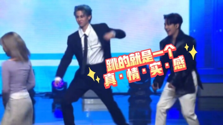 【FM เกาหลี】หยาลู่ซิ่ว นี่ก็เต้นเก่งไม่ใช่เหรอ ทำไมในรายการถึงเต้นดูแข็งๆ แบบนั้น…………