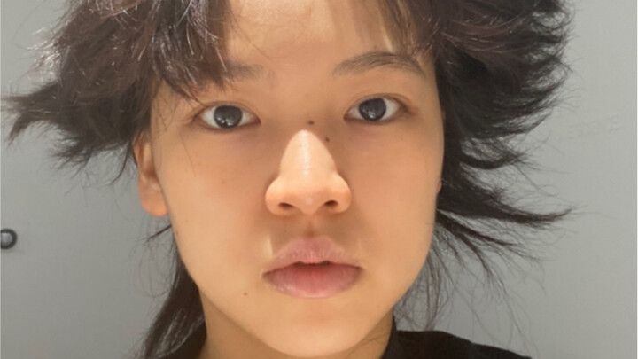 عن موضوع طلب لعبة QQ مني الإعلان...