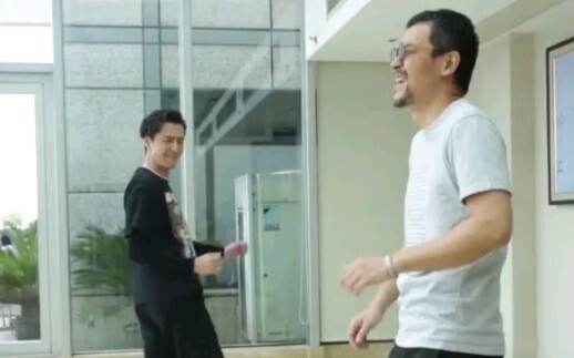 胡歌：十六步舞在线教学《南方车站的聚会》