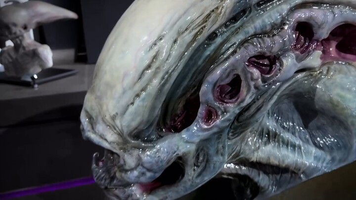 คอลเลกชั่น Alien และ Predator ขั้นสุดยอดที่มีมูลค่าหลายล้านดอลลาร์