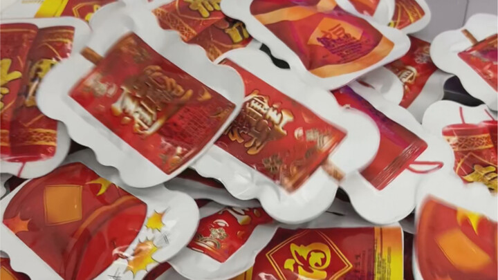 Seriously, this is way too fun! Just press it and it inflates automatically—plus it builds up power 