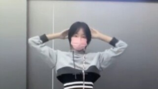Tôi đã bị Yao tẩy não rồi! Học sinh trung học cover "Love Me Like This".