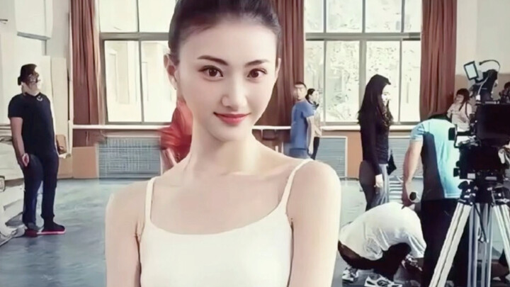 The “Beijing Film Academy beauty” status is still getting more prestigious!!