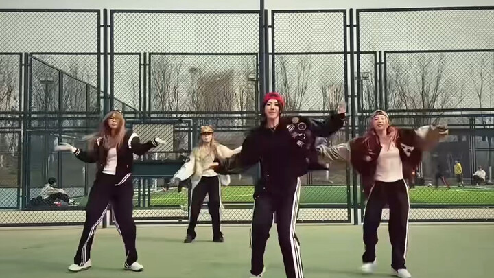 A roundup of the never-ending stream of dancers on campus. "Lady Shexiang" – The Main Love Song – Th